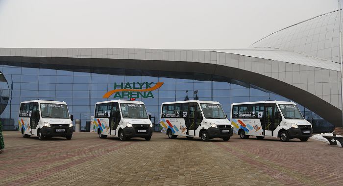 «Vıraj» kólikteri estafeta alaýyn tasymaldaıdy