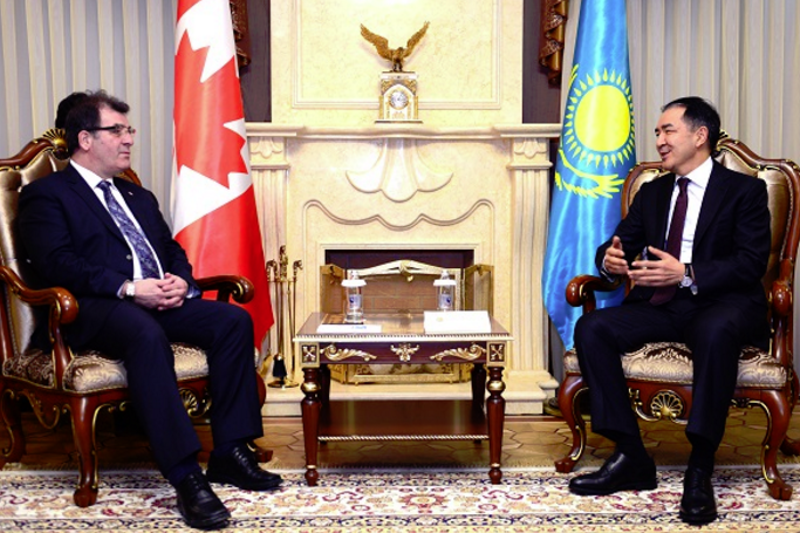 Saǵyntaev Kanadanyń parlamenttik delegasııa ókilderimen kezdesti