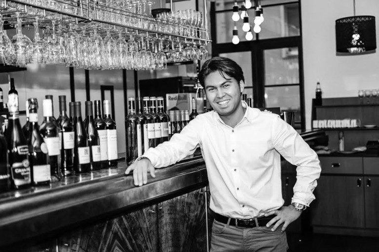 Qazaqstan týmasy Ispanııada sharap óndirip júr