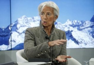 Halyqaralyq valıýta qory Tramptyń saıasatyn synady