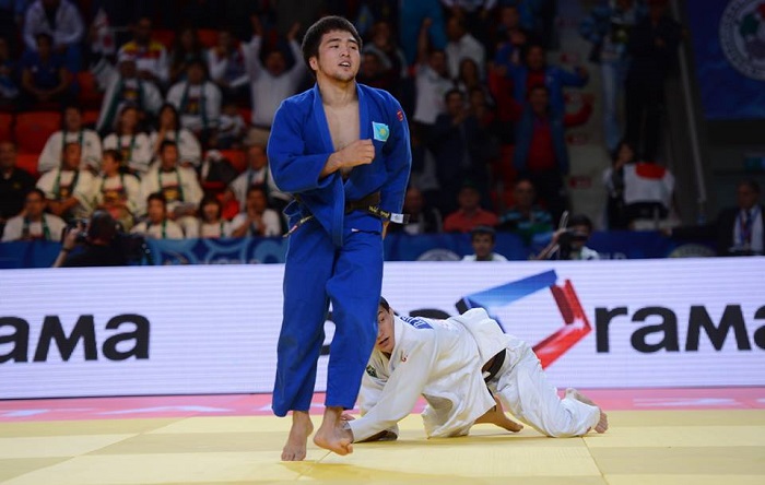 Eldos Smetov álemdik reıtıngte kósh bastap tur