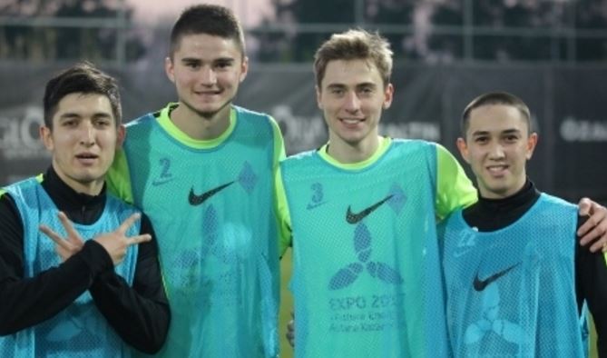 «Qaırat» ekinshi oqý-jattyǵý jıynyn bastaıdy