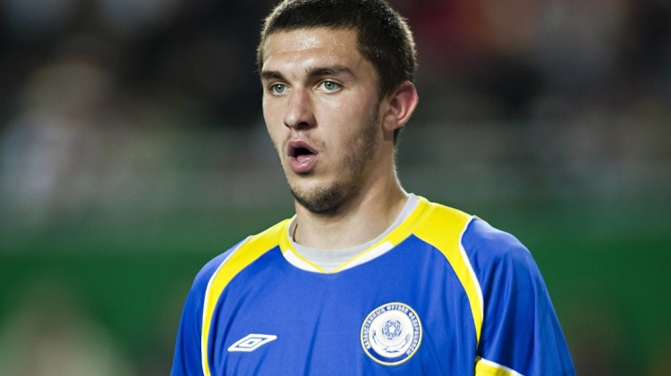 Hıjnıchenko Belarýs komandasyna aýysty