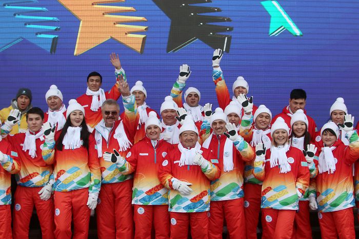 Aq jol saǵan, Ýnıversıada!