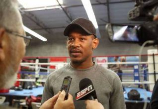 Denıel Djeıkobs jekpe-jek aldyndaǵy salmaq ólsheýden bas tartty