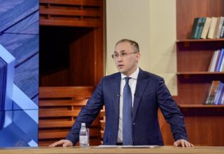 Mańyzdy máselelerge mán berildi