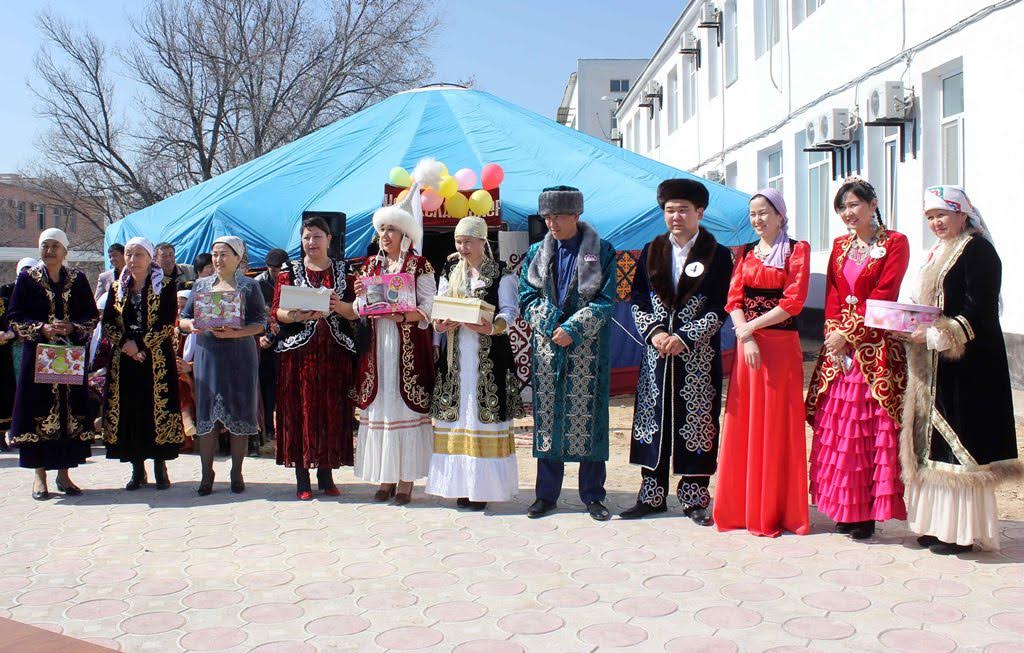 Mańǵystaý dárigerleri Naýryz meıramyn toılaýda