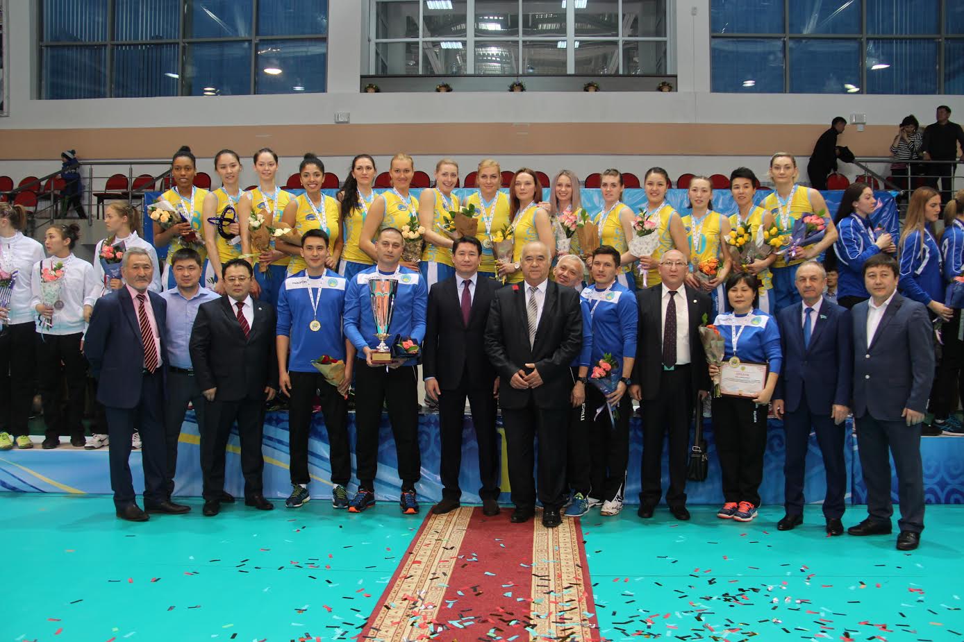 ​«Altaıdyń» arýlary - eki dúrkin el chempıony