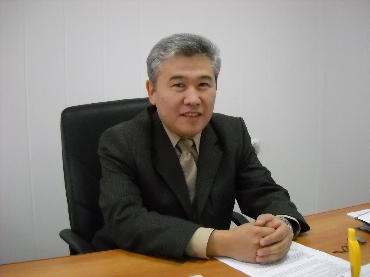 Instıtýt rektory oblystyq máslıhat depýtaty boldy