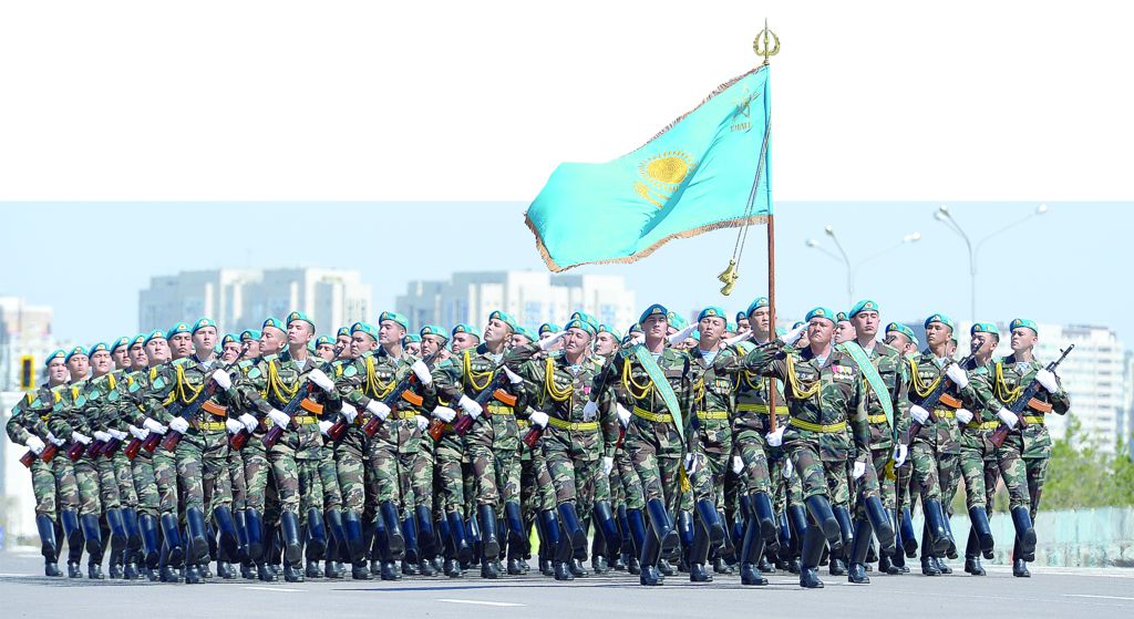 ​Aıbyndy armııa –  el qalqany