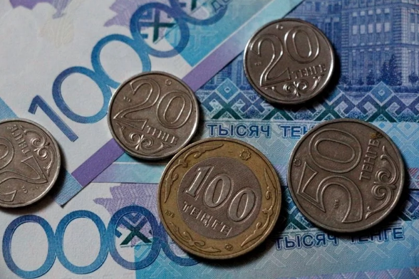 Teńge turaqty, munaı úsh aptalyq maksımýmǵa qymbattady