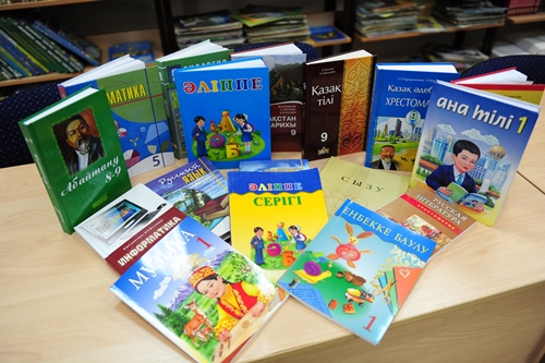 Jańa oqý jylyna – jańa oqýlyqtar