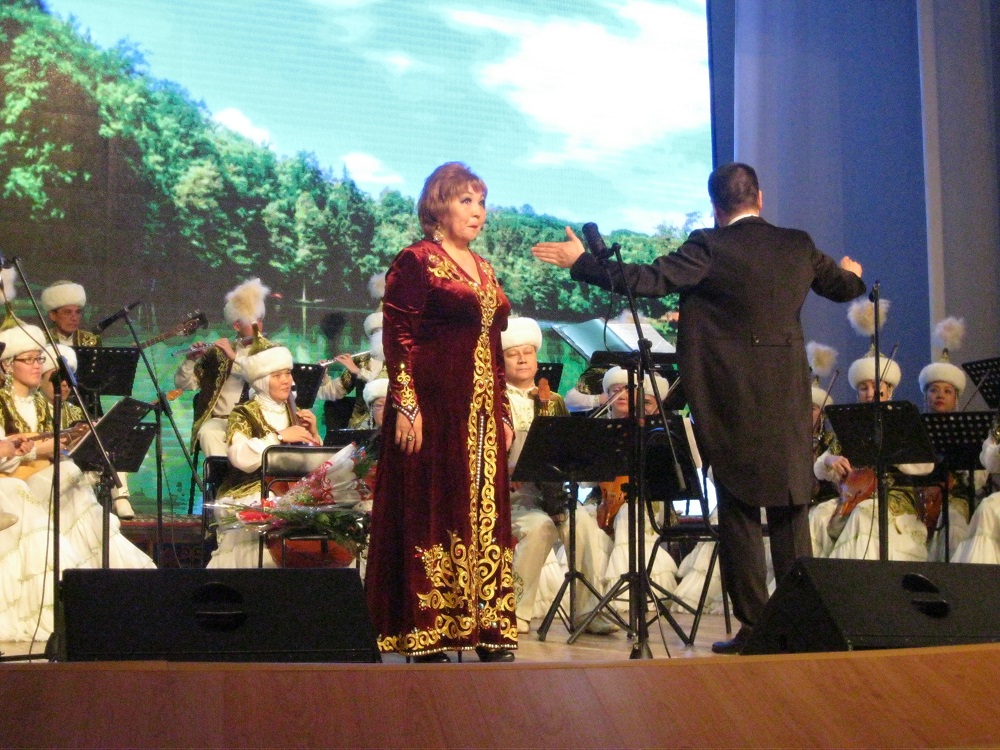 Qostanaıda Gúlnár Úsenovanyń jeke konserti ótti