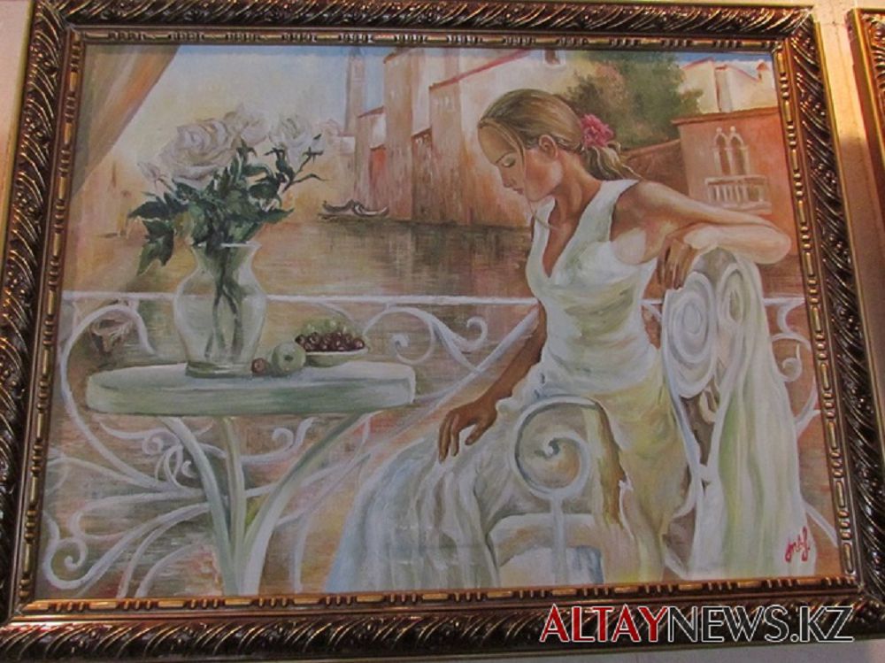 Semeıde qolóner týyndylaryna arnalǵan kórme ashyldy