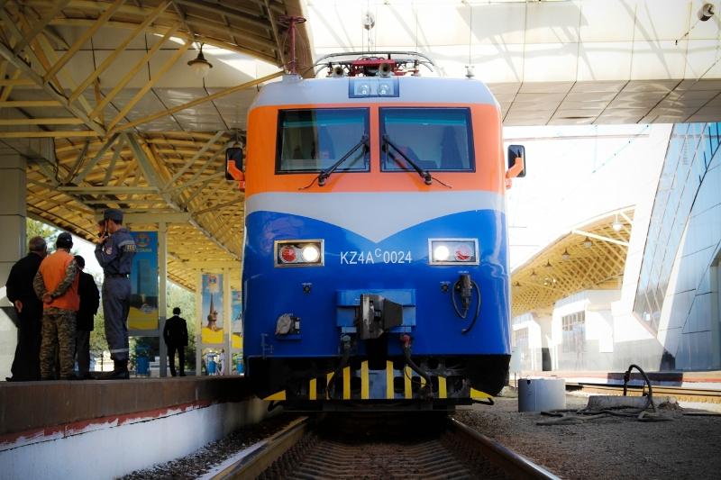 Oraldan Astana men Almatyǵa «Tulpar-Talgo» poıyzy júre bastaıdy