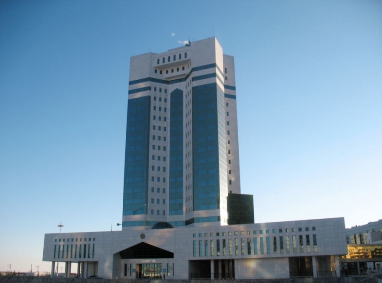 Investısııa  tartý máselesi qaraldy