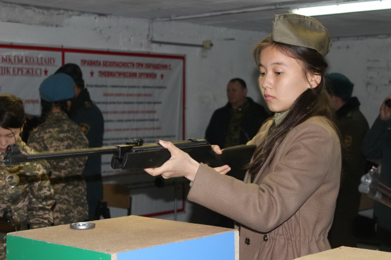 Mergender múlt ketken joq