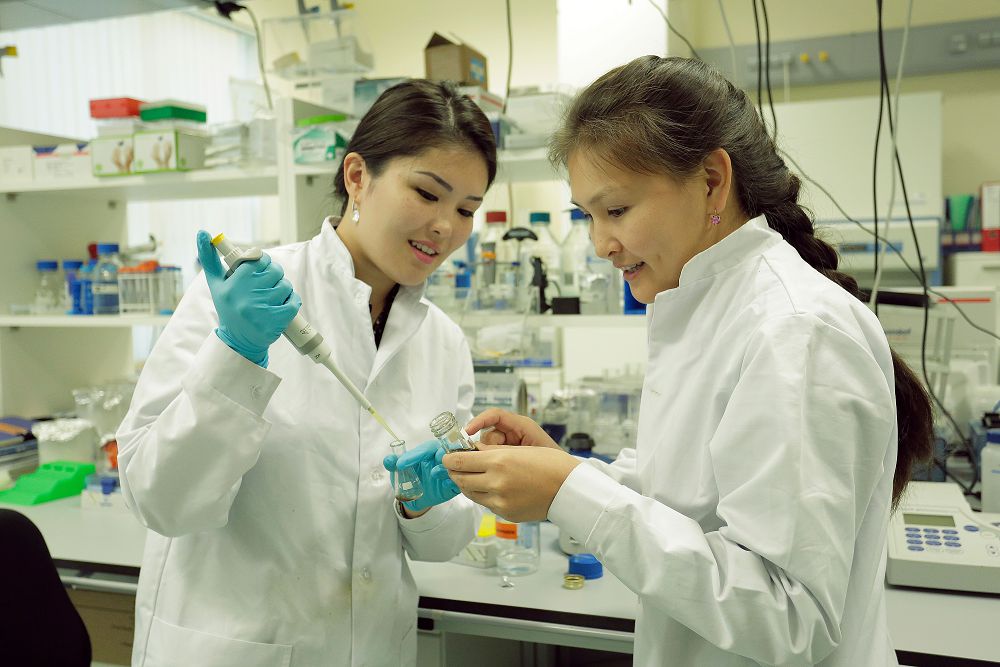 El brendine bet burǵan Nazarbaev Ýnıversıtet