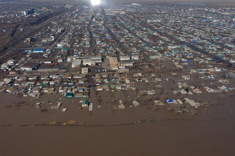 ​Atbasarda 206 turǵyn úıdi sý basty