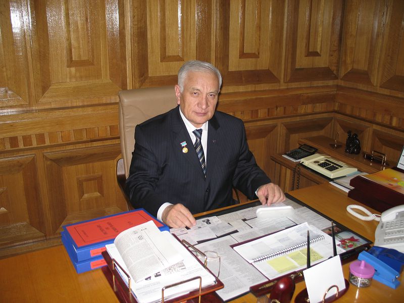 Teginde bar ult  zamana kóshine teńeledi