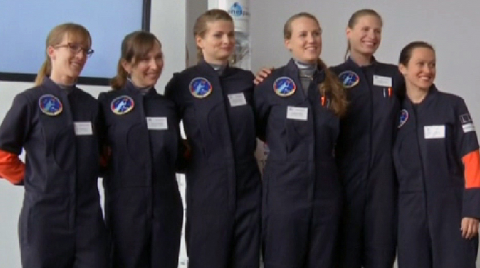 Germanııada alǵash ret áıel adam ǵaryshqa ushady