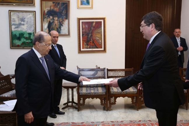 Qazaqstan elshisi Lıvan Prezıdentine senim gramotalaryn tapsyrdy