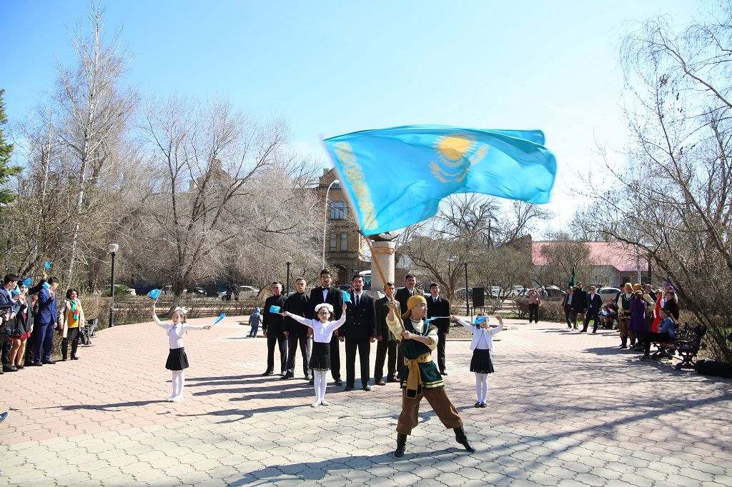 Oral: júz jyldyń jańǵyryǵy