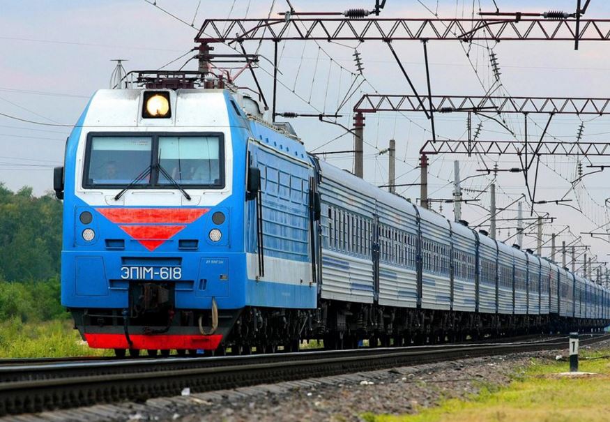 Reseı shekarashylary Qazaqstan poıyzdaryn teksermeıdi