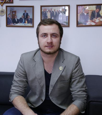 Básekege qabiletti  jas býyn qalyptasady