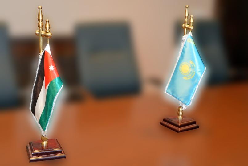 Qazaqstan men Irlandııa qosarlanǵan salyqty boldyrmaý týraly konvensııaǵa qol qoıdy