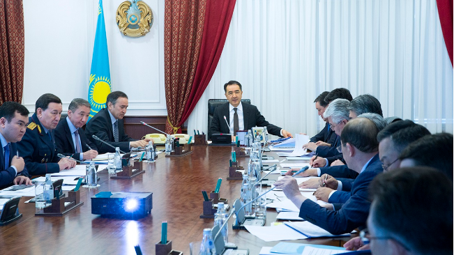 Saǵyntaev sý deńgeıiniń kóterilýinen qorǵaý jóninde keńes ótkizdi