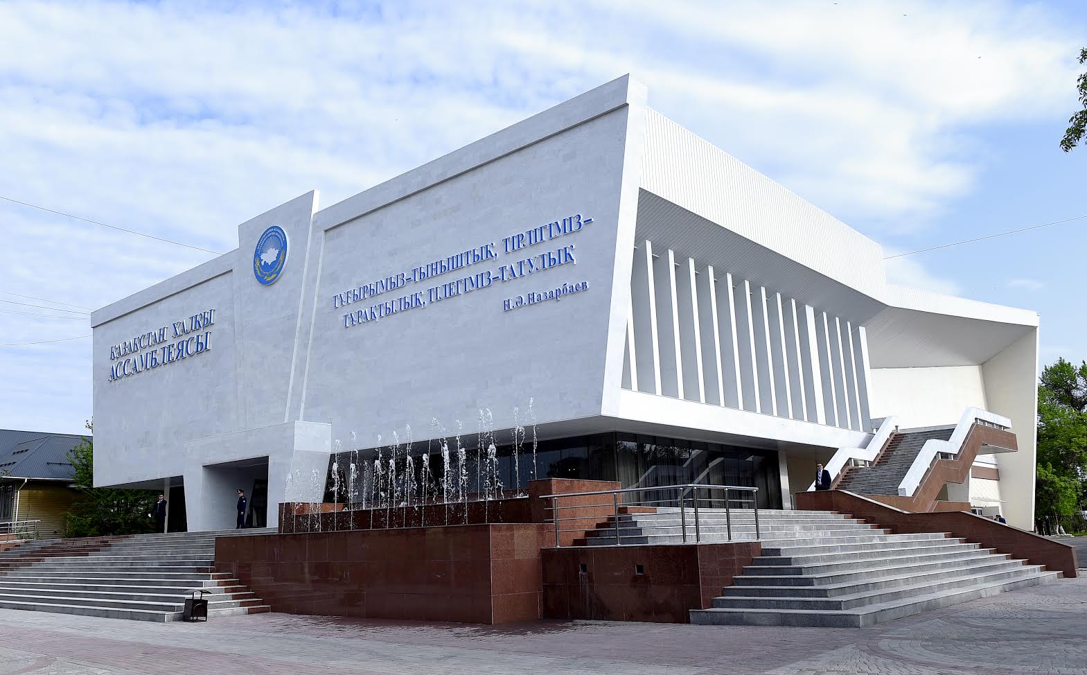 QR Prezıdenti Shymkenttegi QHA úıine bardy