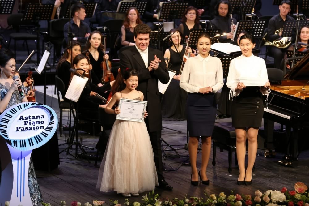 Halyqaralyq jas pıanıster baıqaýy máresine jetti