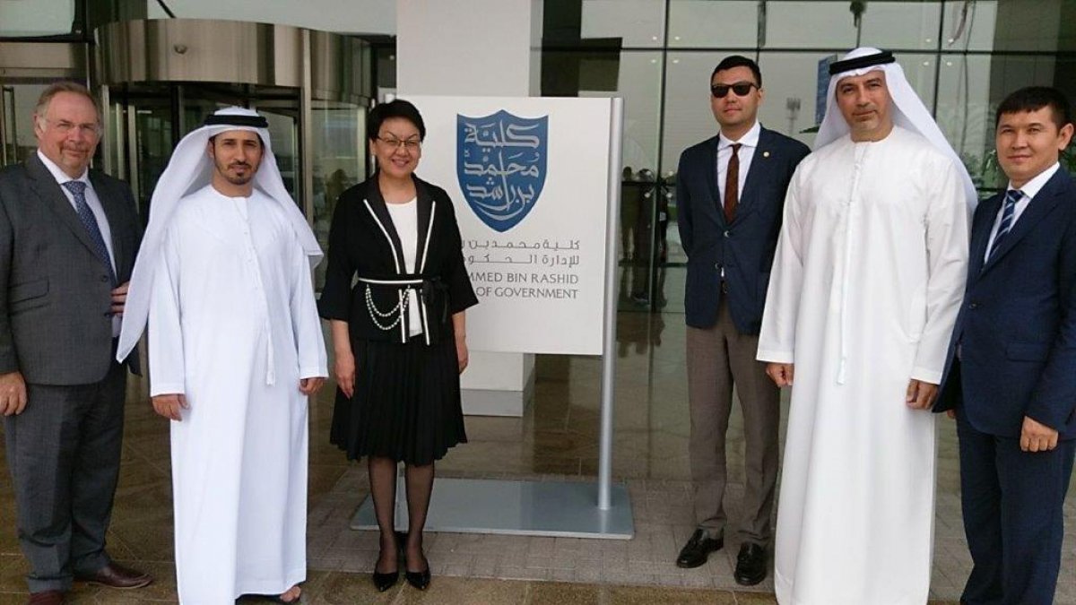 ​Dýbaıdyń Qoǵamdyq kitaphanasynda qazaq ádebıeti bólimi ashyldy 