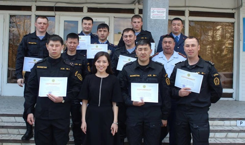 Polıseıler aǵylshyn tilin úırenýde