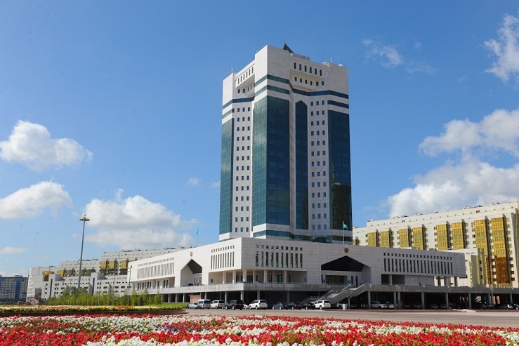 Joldaý tapsyrmalary qalaı oryndalýda?