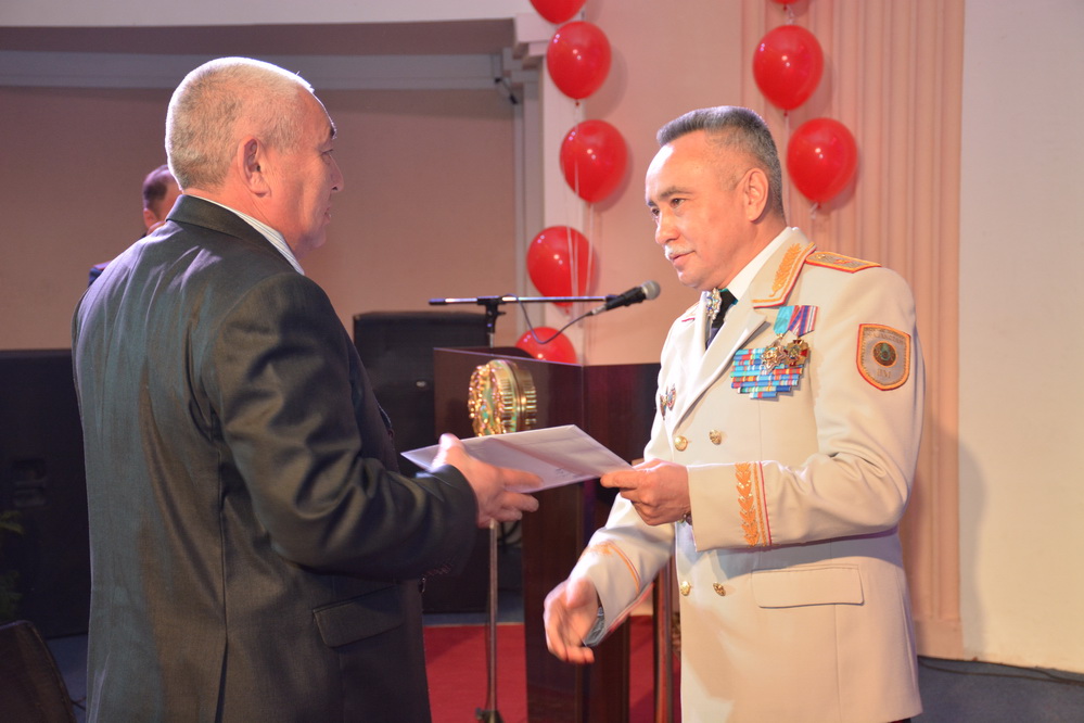 Soltústik Qazaqstanda ardagerlerge EKSPO-2017 kórmesiniń bıletteri syıǵa berildi