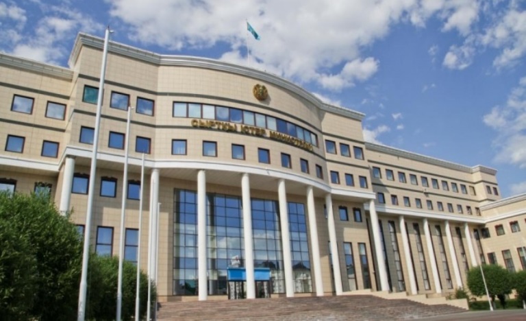 Taıland Koroliniń qabyldaýynda boldy