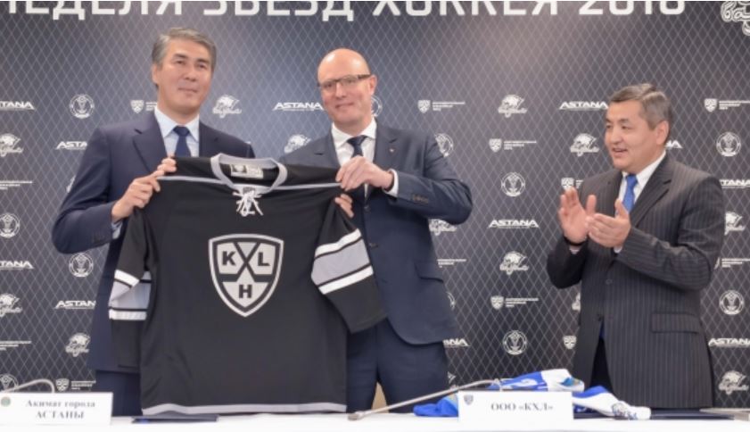 Áset Isekeshev: Astana birneshe kúnge Eýrazııanyń hokkeı astanasyna aınalady