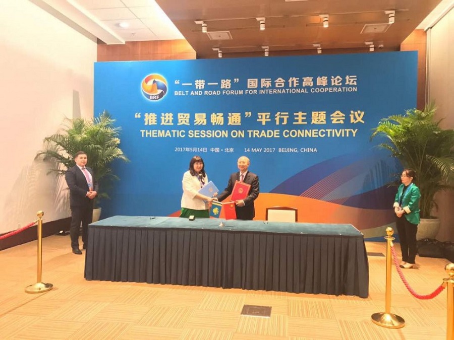 Qazaqstannan Qytaıǵa bal eksporttaý jóninde kelisim jasaldy