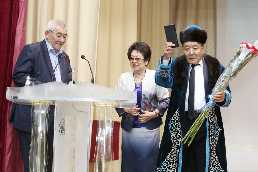 Soltústik Qazaqstanda ǵalym Zarqyn Taıshybaıdyń 75 jyldyǵyna arnalǵan konferensııa ótti