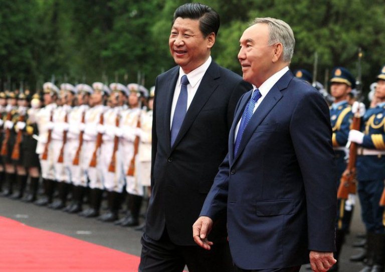 Qazaqstan – transqurlyqtyq tranzıttik tasymaldaýdyń «chempıony» -  Sı Szınpın