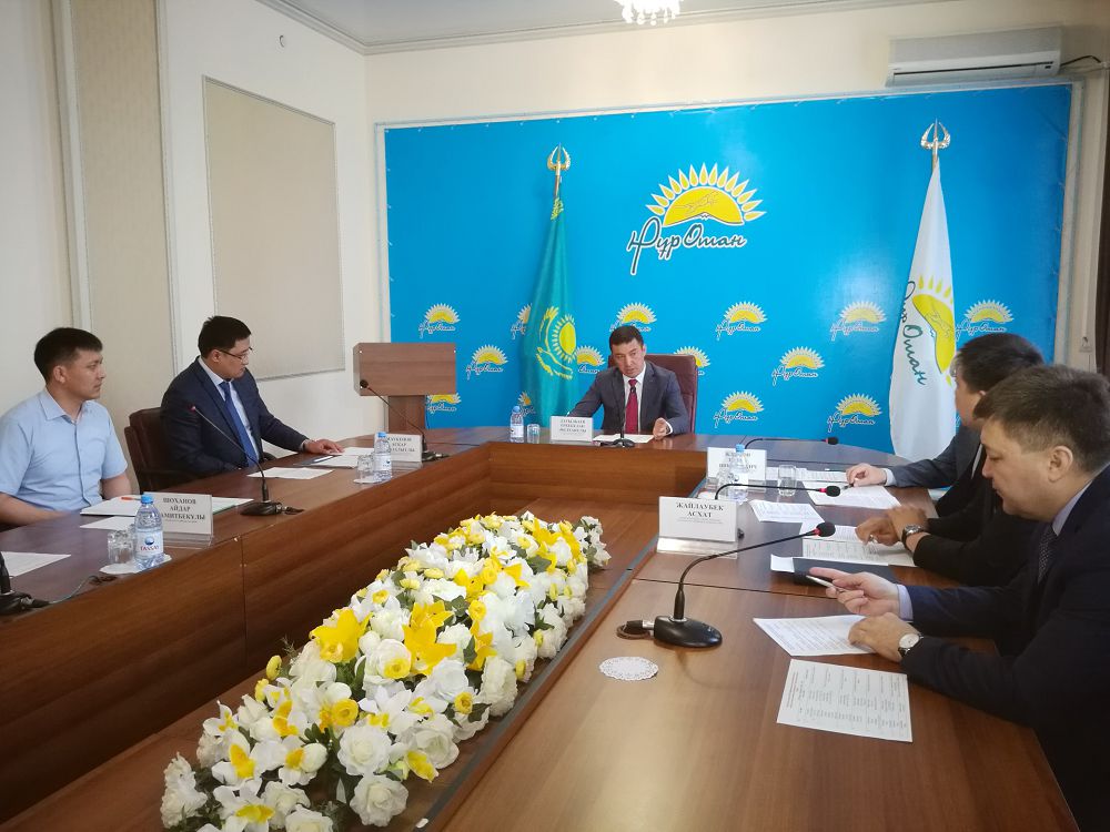 Gaz máseleleri qoǵamdyq  qabyldaýda talqylandy