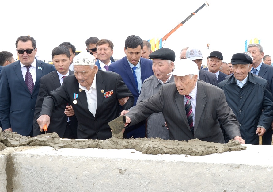 Qyzylordada Syrdarııa ózeniniń sol jaǵalaýynda jańa qalanyń qurylysy bastaldy