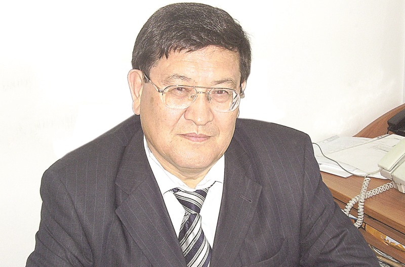 Júzinen shýaq shashqan jan edi