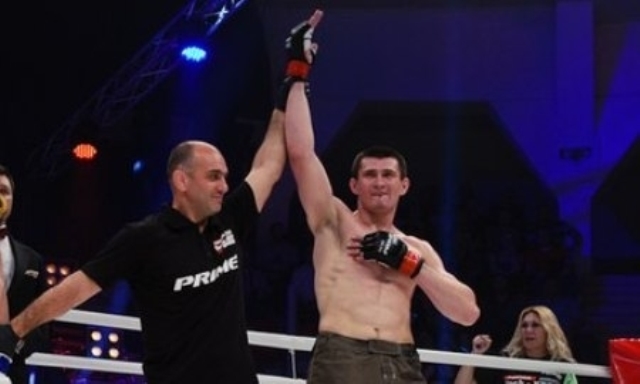 Qazaqstandyq Georgıı Kıchıgın Fight Nights Global chempıony atandy