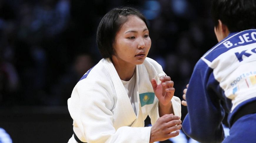 Galbadrah Otgonseseg álemdik reıtıngte kósh bastady