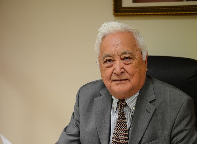 Jazýshy dese – jazýshy, jýrnalıst dese – jýrnalıst