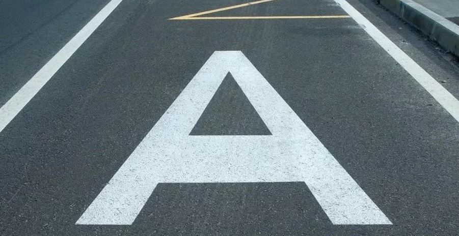 Astanada avtobýstar qozǵalysy úshin belgilengen jolaqpen 13 aýmaq paıda bolady