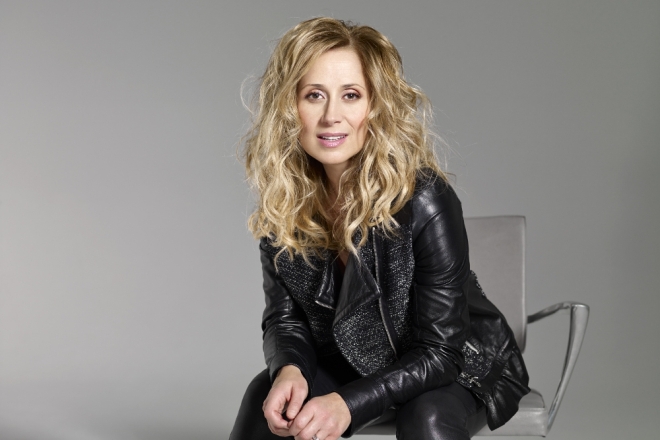 Dımashtyń juldyz dostary. Lara Fabıan men Eva Longorııa kim?